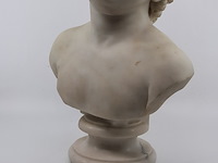 Marmeren sculptuur op voet (19e eeuw) - afbeelding 3 van  7
