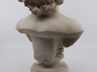 Marmeren sculptuur op voet (19e eeuw) - afbeelding 7 van  7