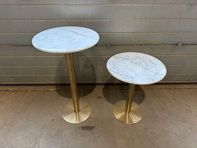 Marmeren tafel met "gouden" onderstel ø 60 cm (2x) - afbeelding 1 van  4