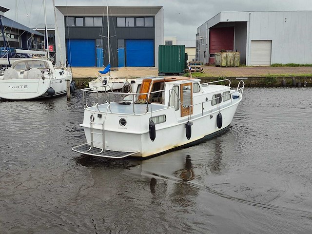Marne kruiser - 900 ak - motorjacht - afbeelding 27 van  31