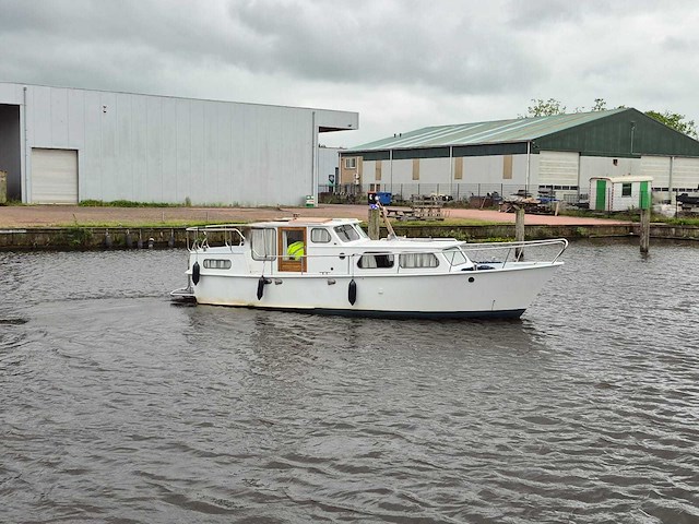 Marne kruiser - 900 ak - motorjacht - afbeelding 29 van  31