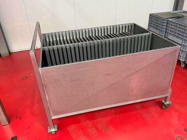 Maron metals 56-delige rvs afzuigkaprooster wagen inclusief 26 roosters - afbeelding 4 van  9