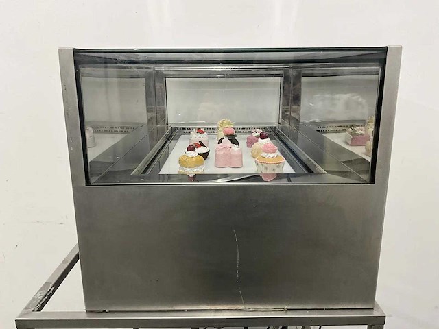 Marrone - gebaksvitrine - afbeelding 2 van  12