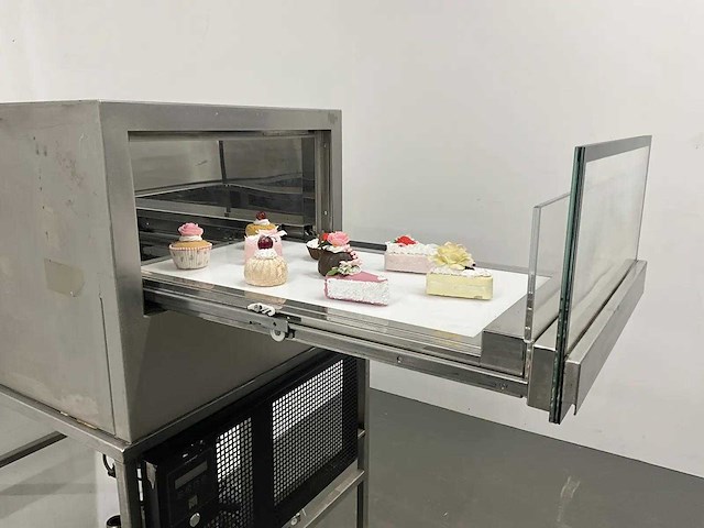 Marrone - gebaksvitrine - afbeelding 12 van  12