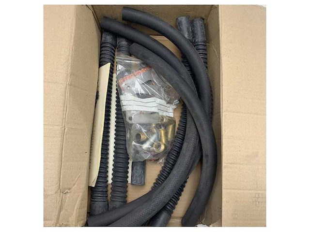 Martec sea water heat exchanger mounting set for mercruisser engines - 901-1500 - afbeelding 1 van  4