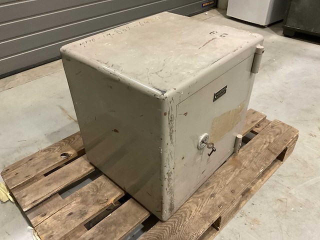 Martens kluis - afbeelding 2 van  5