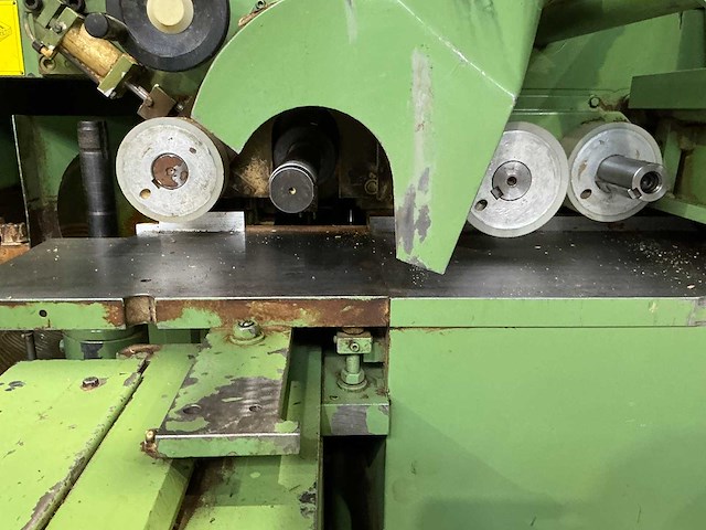 Martin - 1994 - t 90 - vierzijdige profileer- en schaafmachine - afbeelding 2 van  19