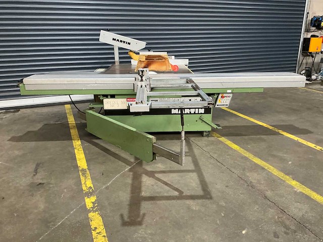Martin - 1996 - t 72 - 3,3 - formaatcirkelzaagmachine - afbeelding 9 van  15