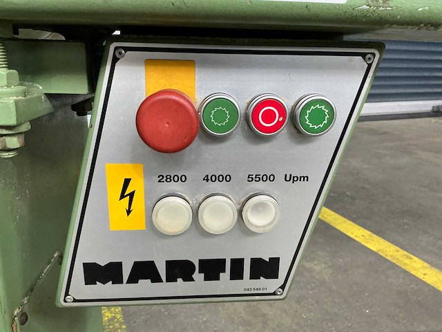 Martin - 1996 - t 72 - 3,3 - formaatcirkelzaagmachine - afbeelding 13 van  15