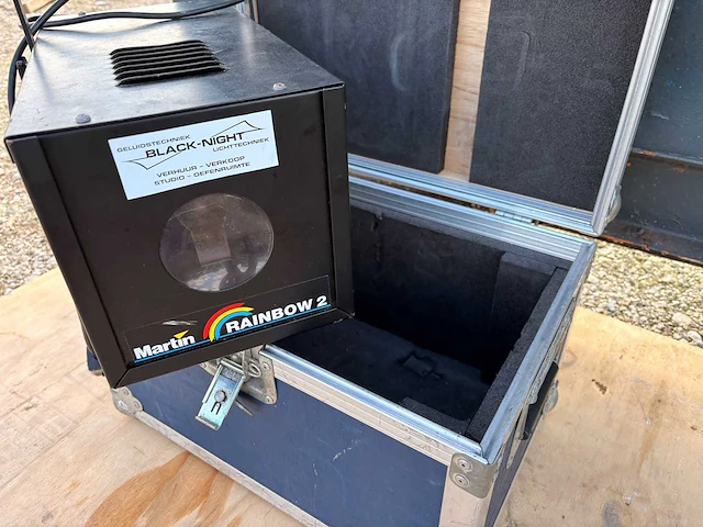 Martin - rainbow 2 - with flight case various light equipment - afbeelding 1 van  4