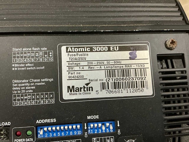 Martin atomic 3000 dmx stroboscoop (4x) - afbeelding 5 van  9