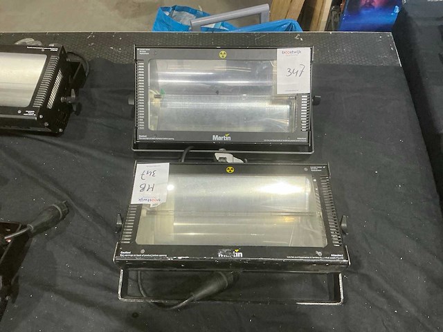 Martin atomic 3000dmx stroboscoop (2x) - afbeelding 2 van  2