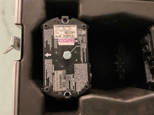 Martin aura xb led wash light in flightcase (4x) - afbeelding 8 van  10