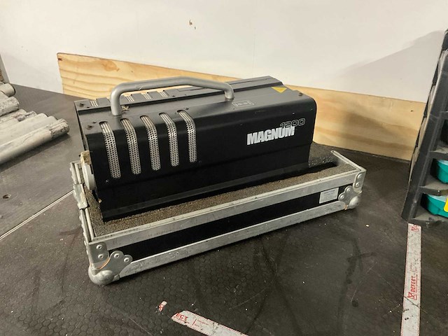 Martin jem magnum 1200 rookmachine - afbeelding 3 van  8
