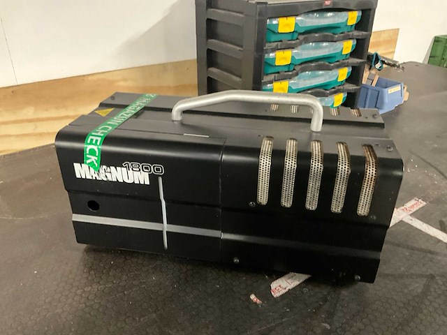 Martin jem magnum 1800 rookmachine - afbeelding 3 van  6