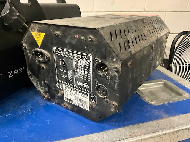 Martin jem zr25/magnum club rookmachine (2x) - afbeelding 5 van  12