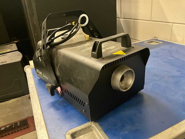 Martin jem zr25/magnum club rookmachine (2x) - afbeelding 11 van  12