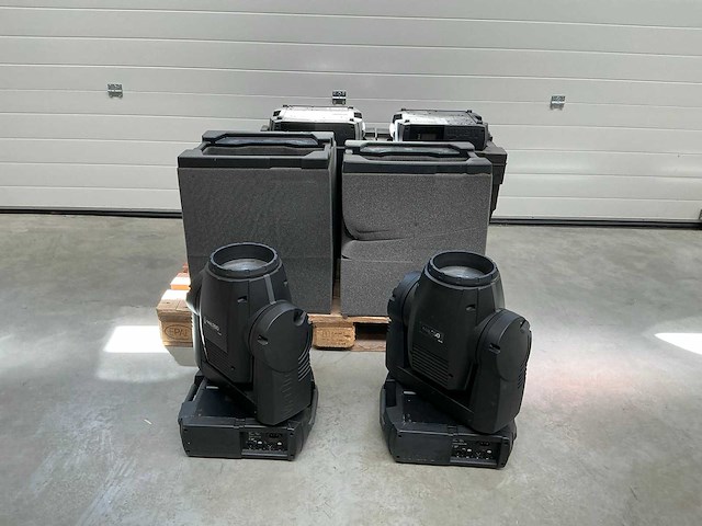 Martin mac 250 wash moving head wash light (3x) - afbeelding 1 van  6
