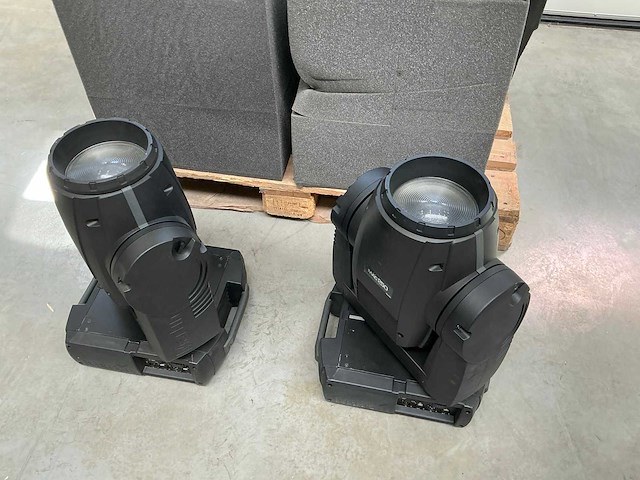 Martin mac 250 wash moving head wash light (4x) - afbeelding 2 van  6