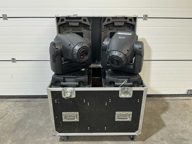 Martin mac 700 moving head (2x) defect - afbeelding 1 van  11