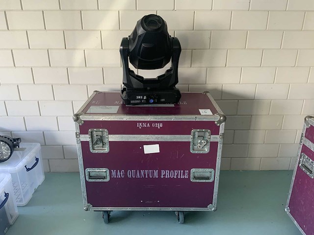 Martin mac quantum profile 282 led-moving head (3x) - afbeelding 1 van  10