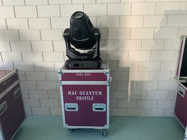 Martin mac quantum profile 282 led-moving head - afbeelding 1 van  6