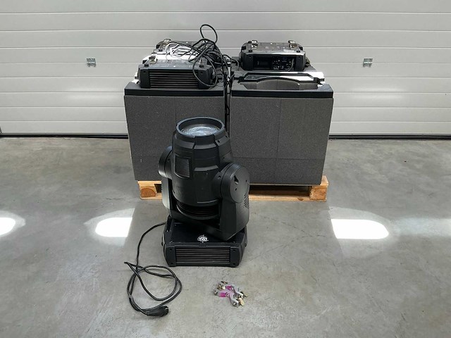 Martin mac tw1 moving head wash light (8x) - afbeelding 1 van  5