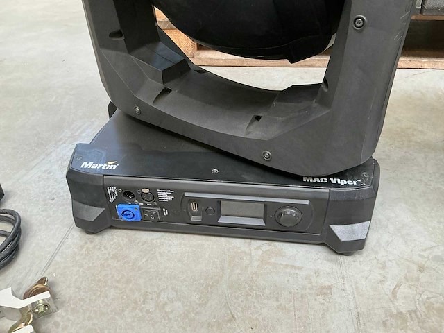 Martin mac viper profile moving head (8x) - afbeelding 3 van  6