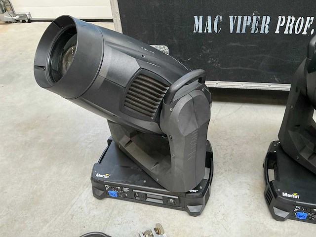 Martin mac viper profile moving head (8x) - afbeelding 3 van  7