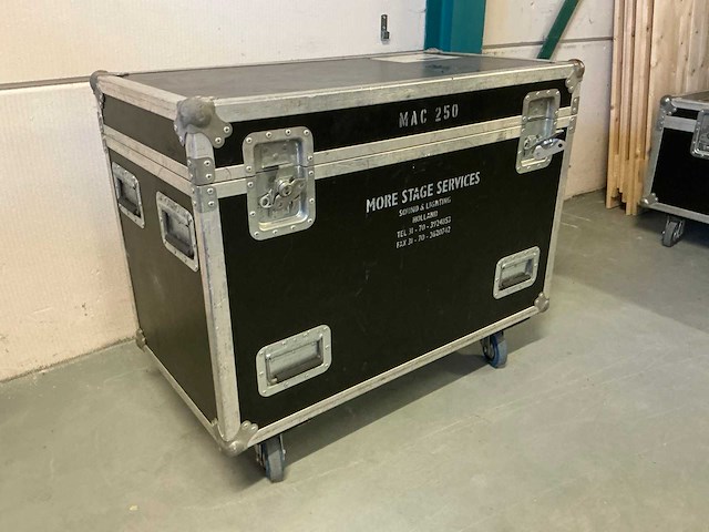 Martin mac250krypton moving head (2x) - afbeelding 3 van  11