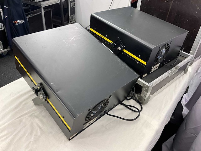 Martin magicmoon djseries stage light (2x) - afbeelding 1 van  4