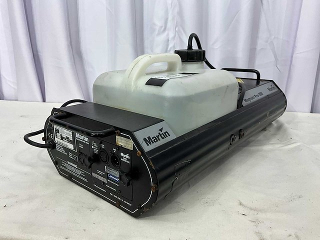 Martin magnum pro 2000 rookmachine - afbeelding 3 van  6