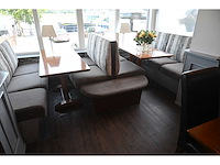 Martin meallet o.a. complete set restaurantmeubilair - 4 treinzitbanken - 24 restaurantstoelen en 14 restauranttafels - afbeelding 12 van  13