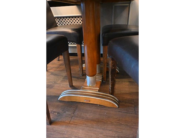 Martin meallet o.a. complete set restaurantmeubilair - 4 treinzitbanken - 24 restaurantstoelen en 14 restauranttafels - afbeelding 9 van  13