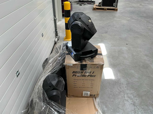 Martin rush mh1 profile plus led-moving head (5x) - afbeelding 3 van  4