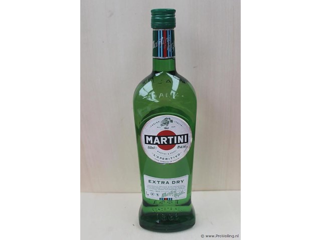 Martini extra dry - 75 cl - winkelverkoopprijs € 8.95 - afbeelding 1 van  2