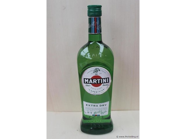 Martini extra dry - 75 cl - winkelverkoopprijs € 8.95 - afbeelding 1 van  3