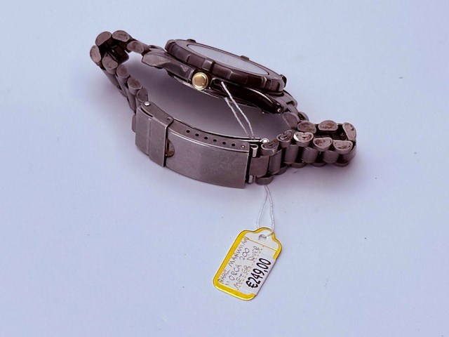 Maruman orca 200m duikhorloge - afbeelding 6 van  7