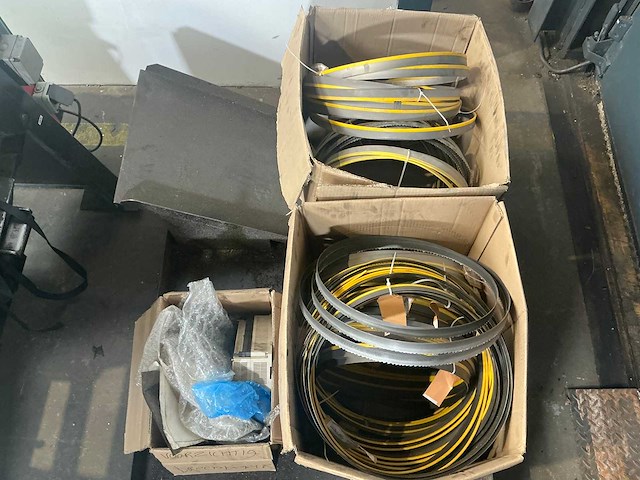 Marvel - v-10a - metal vertical band sawing machine - 1992 - afbeelding 2 van  12