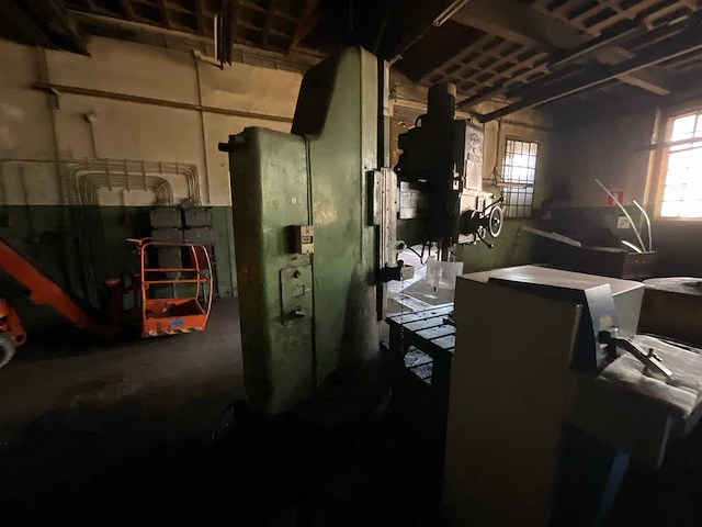 Mas - yr5a - cnc-boormachine - afbeelding 10 van  12