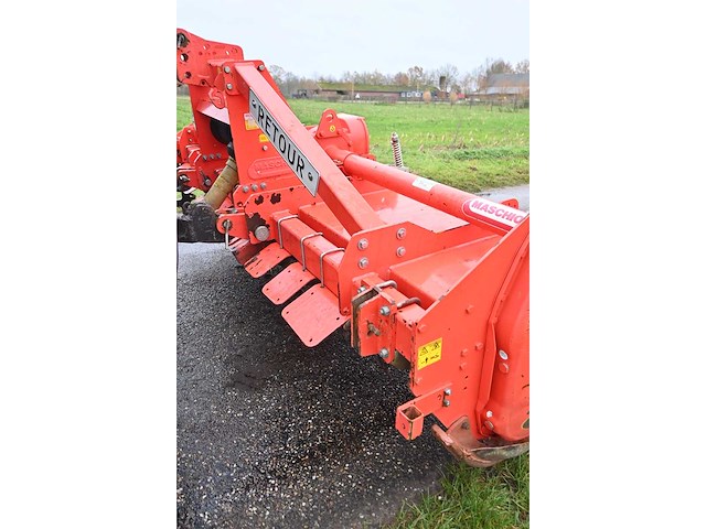 Maschio gaspardo - 2014 - sc300 - grondfrees - afbeelding 12 van  14