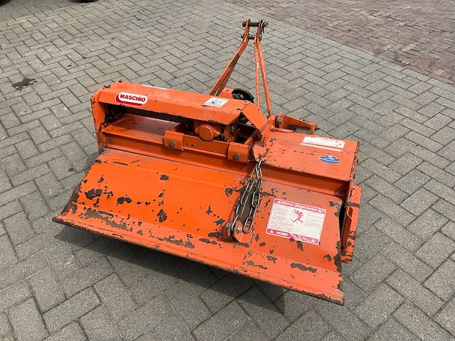 Maschio w grondfrees - afbeelding 1 van  3