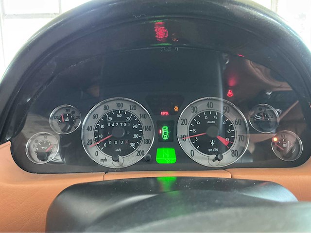 Maserati - 2004 - spyder - 4.2 v8 -btw auto - afbeelding 19 van  35