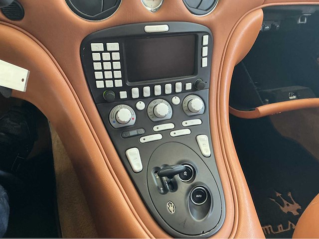 Maserati - 2004 - spyder - 4.2 v8 -btw auto - afbeelding 29 van  35