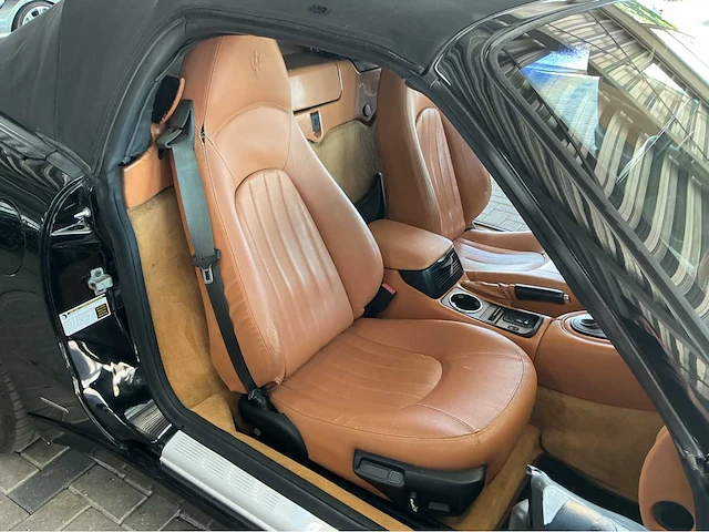 Maserati - 2004 - spyder - 4.2 v8 -btw auto - afbeelding 24 van  39