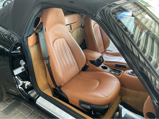 Maserati - 2004 - spyder - 4.2 v8 -btw auto - afbeelding 12 van  25