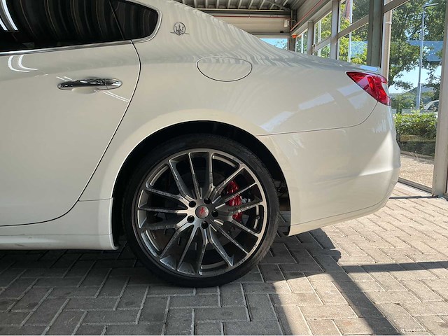 Maserati - 2015 - quatroporte - gts - v8- btw auto - afbeelding 9 van  49