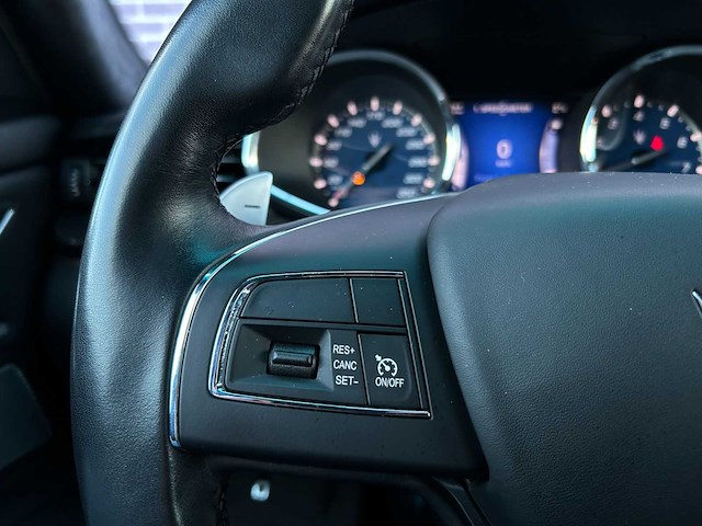 Maserati - 2016 - quattroporte 3.8 gts - v8 - afbeelding 19 van  23