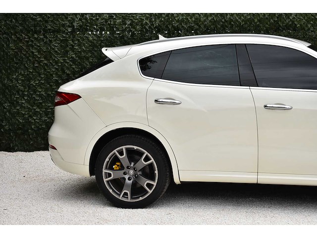 Maserati - 2017 - levante s - 3,0 liter (2.979 cc) twin-turbo v6 - btw auto - afbeelding 19 van  79