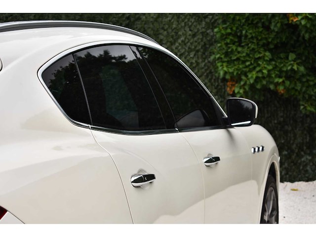 Maserati - 2017 - levante s - 3,0 liter (2.979 cc) twin-turbo v6 - btw auto - afbeelding 21 van  79